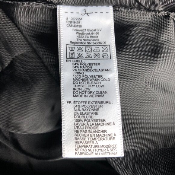 Black Pleated High-Waisted Skirt Size Medium Forever 21 Holidays Fall Winter - Picture 5 of 9